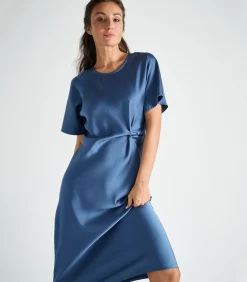 Marie Méro Blauw kleed in satijn blue