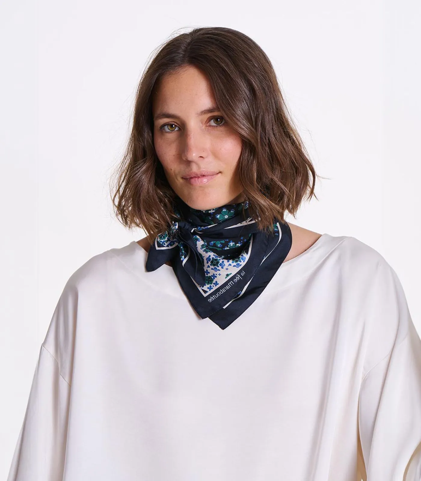 La Fée Maraboutée Blauw zijden vierkant met print petrolBlue Outlet
