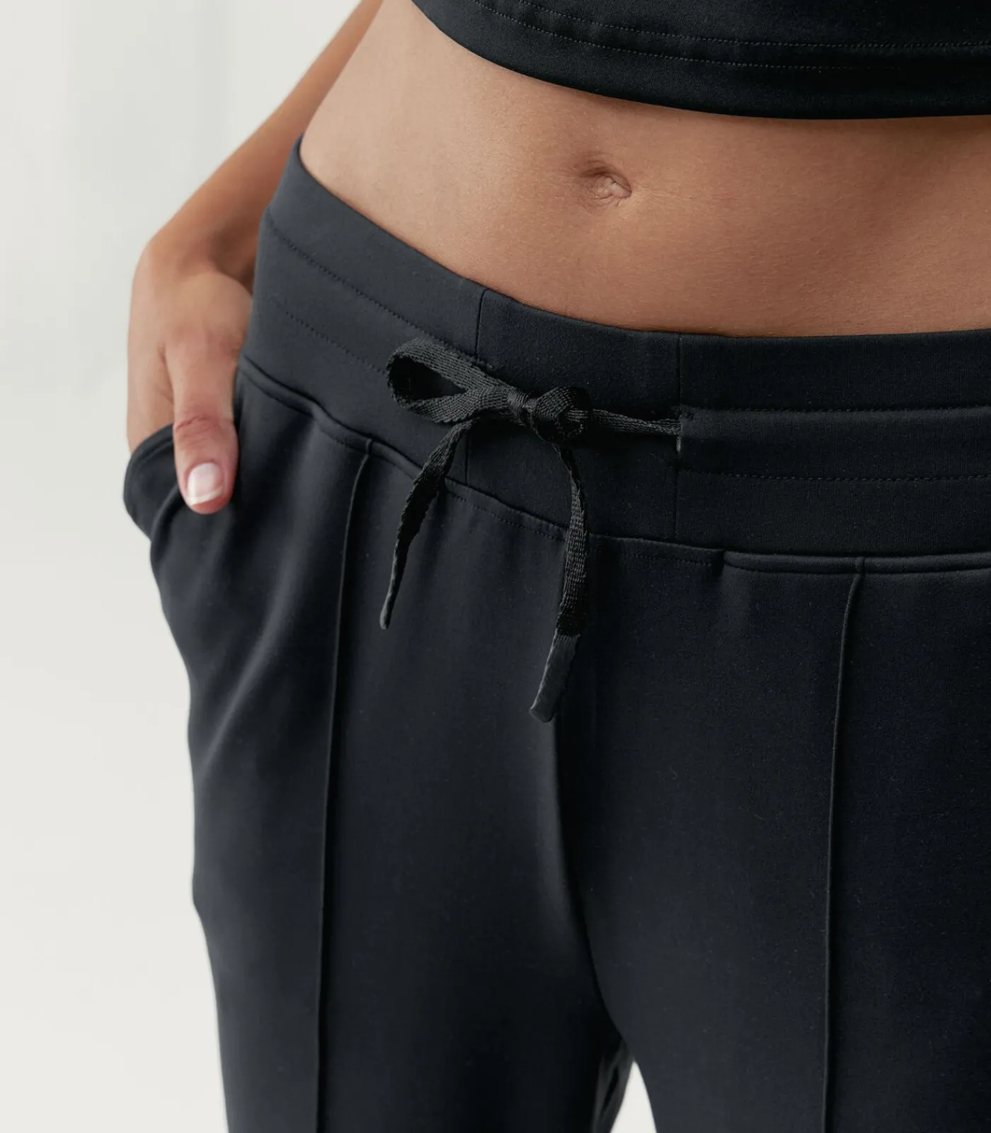 Born Living Yoga Broek Leila black