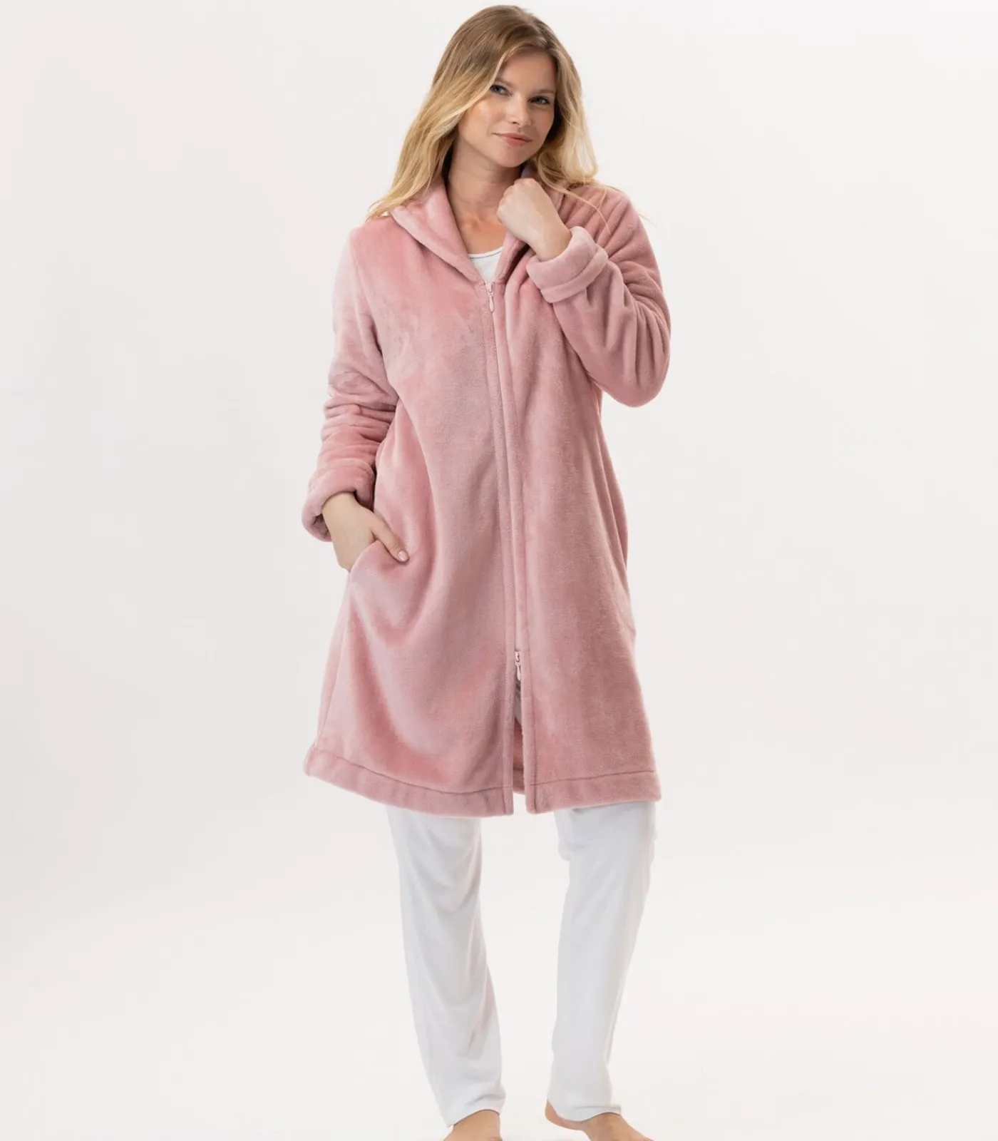 LE CHAT ESSENTIEL H56B molton pluche kamerjas met rits pink Best