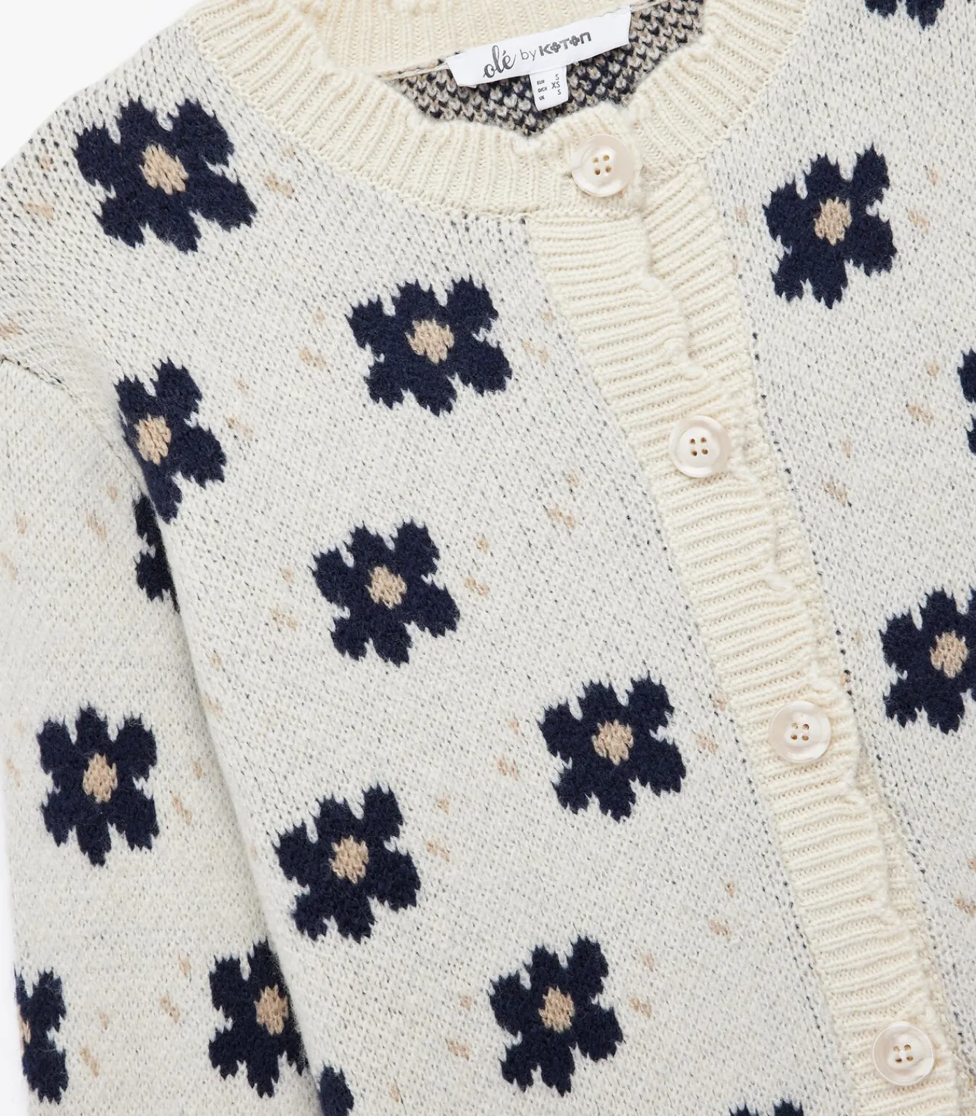 Koton Gebreid vest met bloemenmotief beige