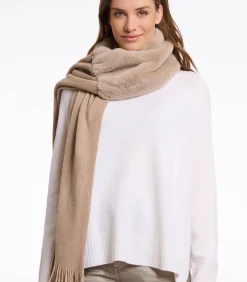 Rino&Pelle Gebreide sjaal met imitatiebont detail Oat OS lightBrown