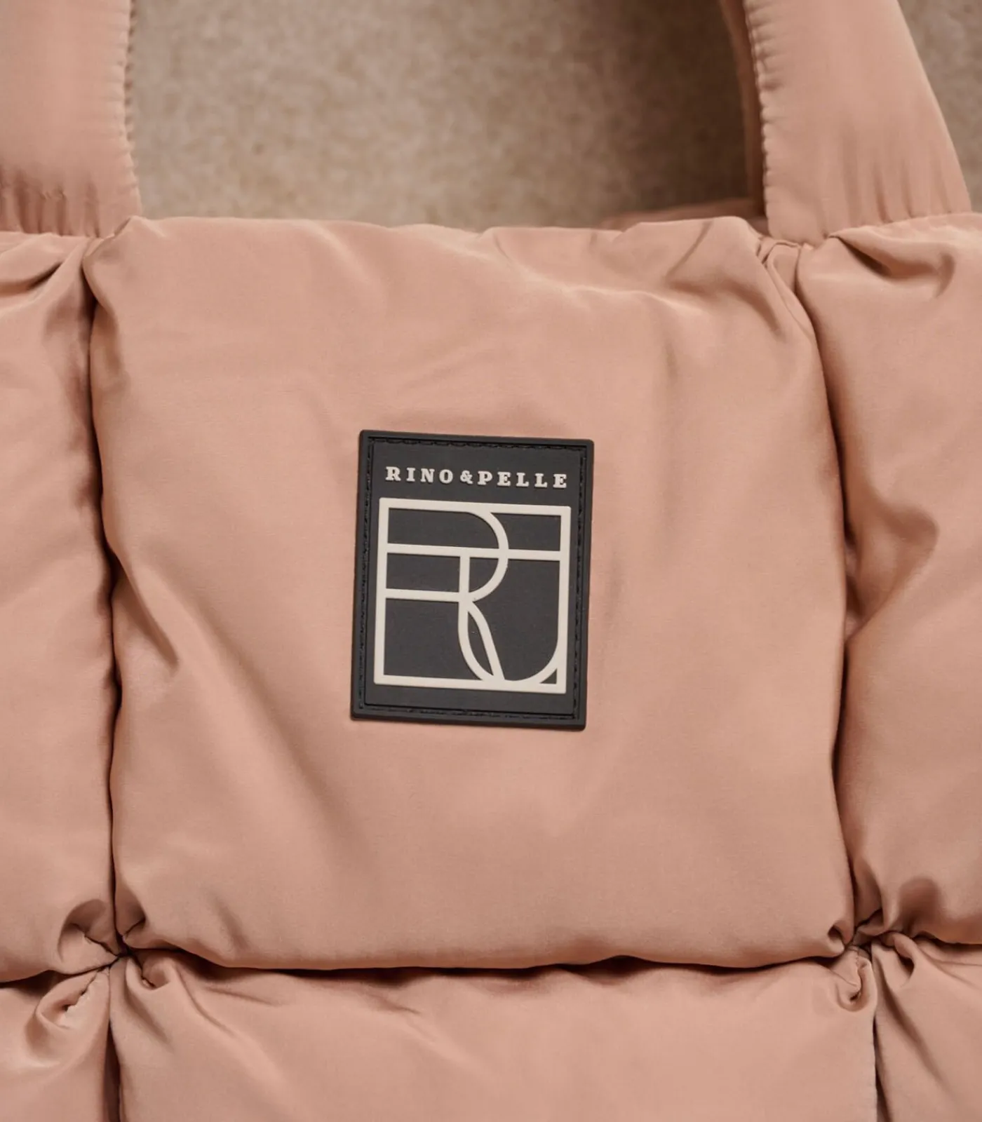 Rino&Pelle Gewatteerde handtas Licht OS beige