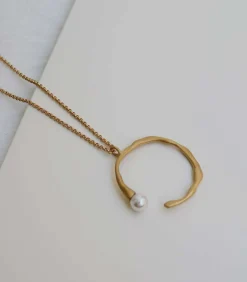 Joidart Gouden ronde ketting Eclat met witte parel Best