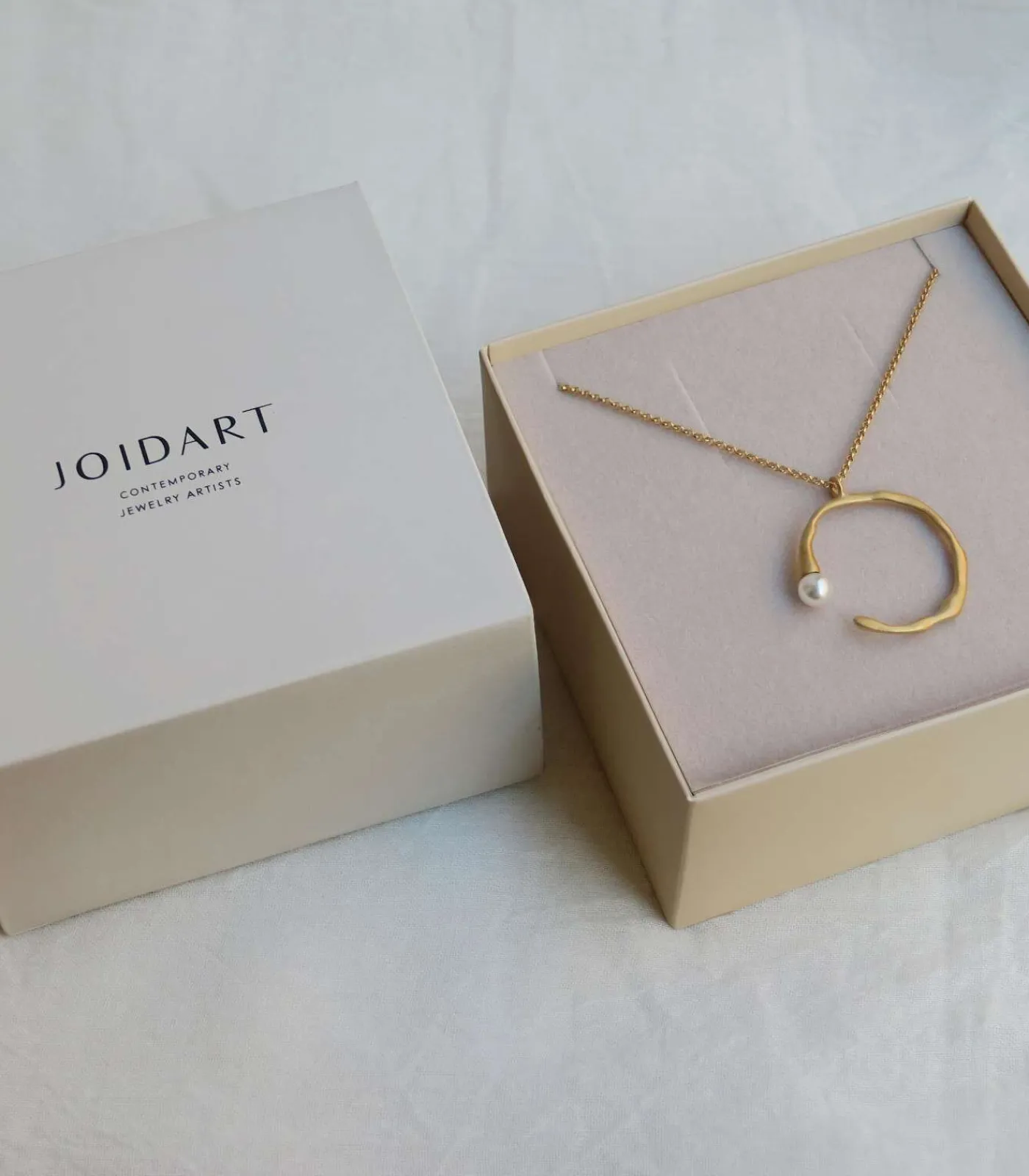 Joidart Gouden ronde ketting Eclat met witte parel Best