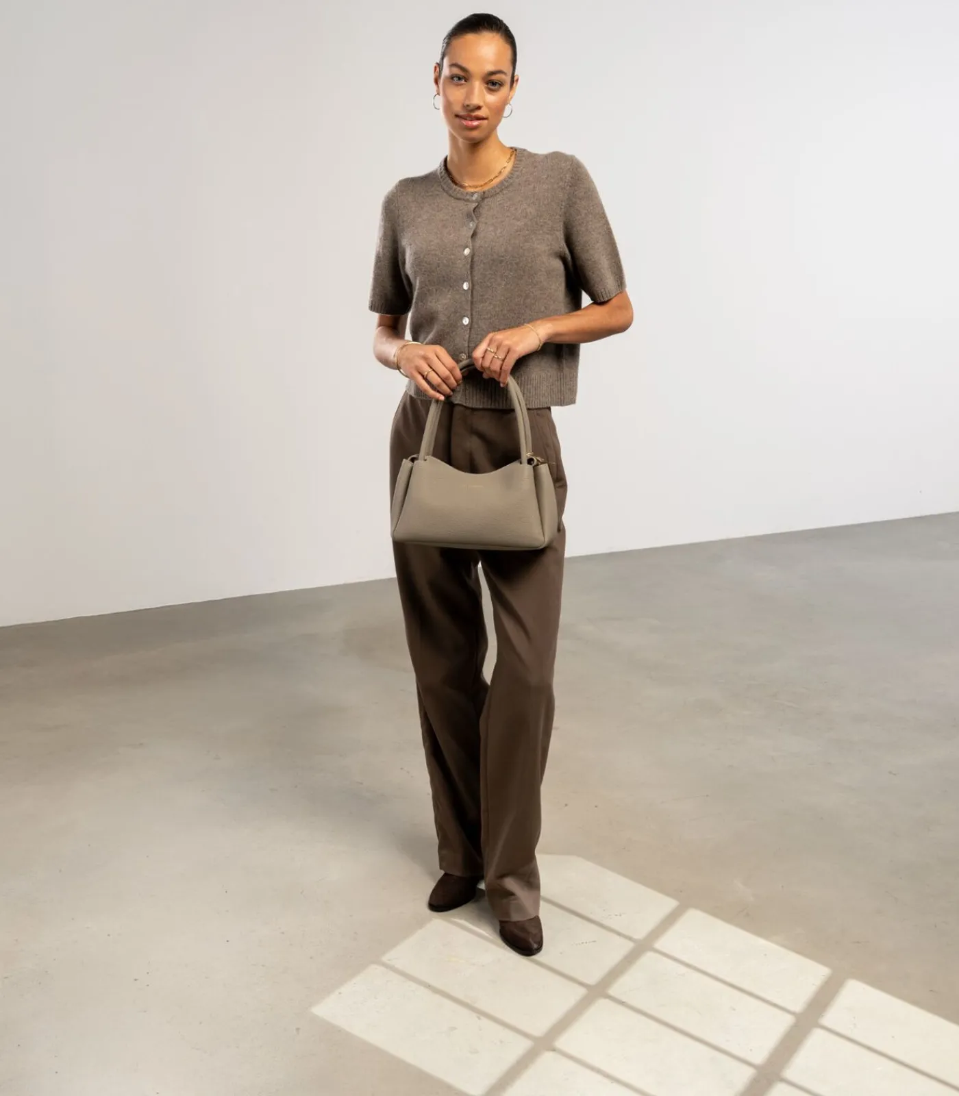 Isabel Bernard Honoré Handtas IB21133-078 taupe Hot