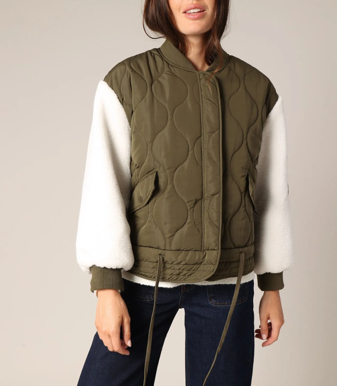 Deeluxe JAYLINA - Tweekleurige gewatteerde jas met sherpa-effect mouwen lightGreen Best