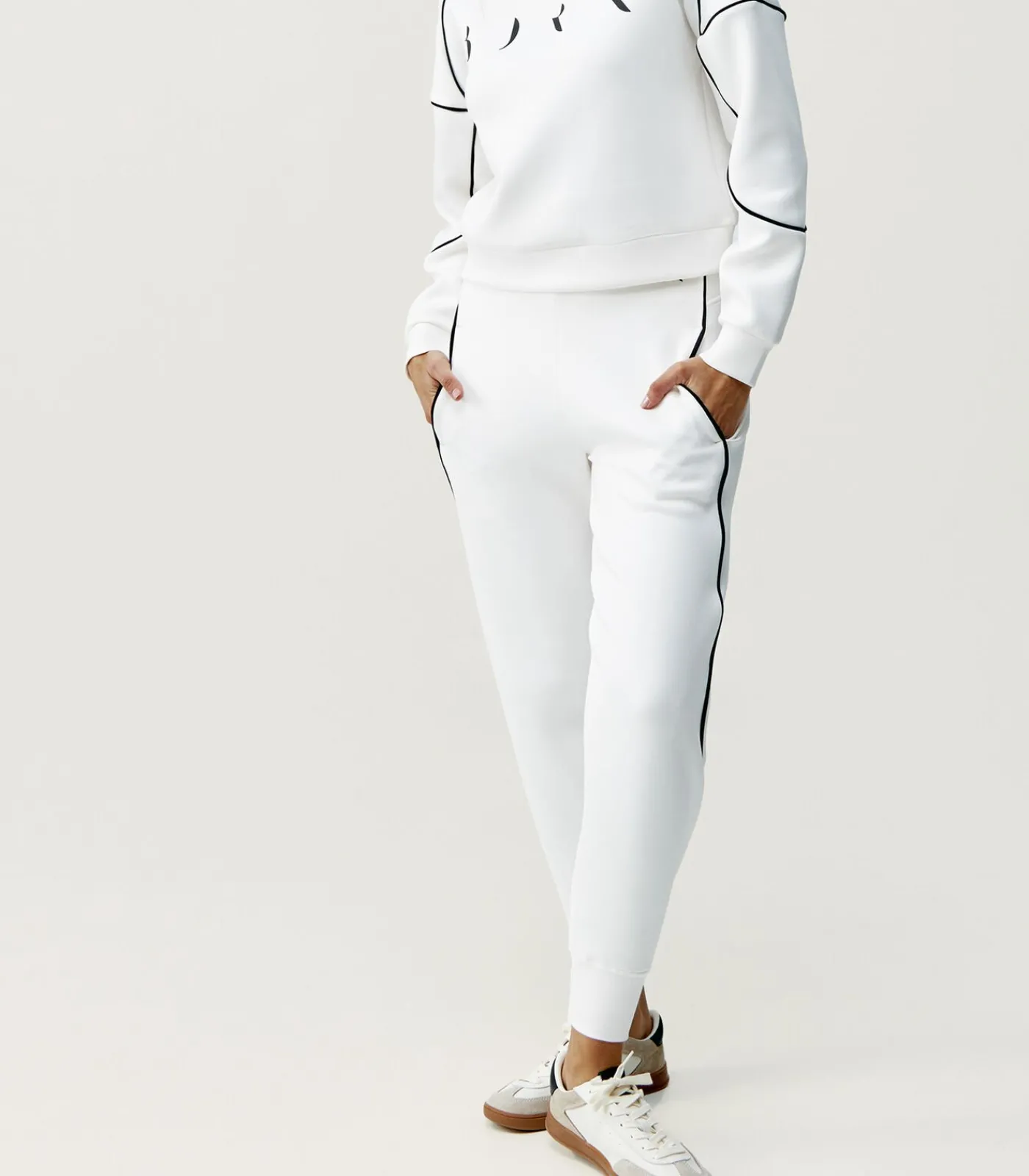 Born Living Yoga Joggers Agda white Clearance