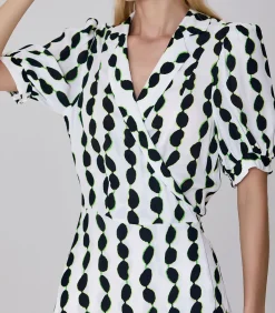 Smart & Joy Korte kettingjurk met op maat gemaakte kraag en grafische print white New