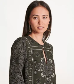 La Fée Maraboutée Korte vloeiende jurk met kaki sjaalprint khaki Best