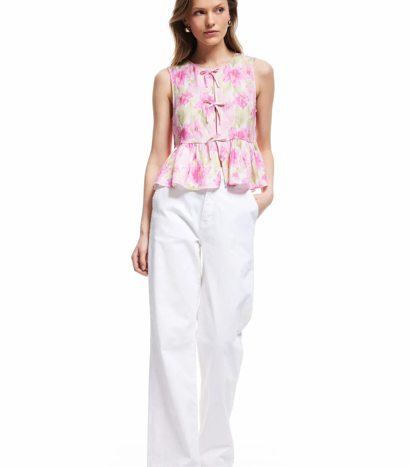 Koton Sleeveless Floral Blouse pink Online