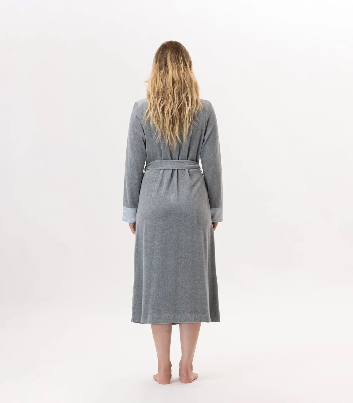 LE CHAT Kruislingse badjas van fluweel ESSENTIEL H67A gray New