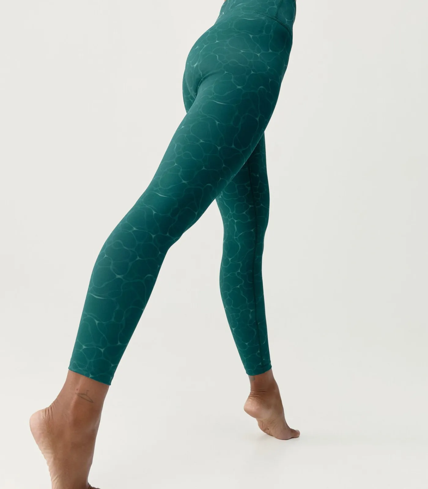 Born Living Yoga Leggings Organic darkGreen