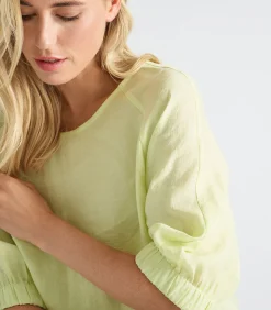 Marie Méro Limoen kleurig bloesje met driekwart mouw en rekker afgewerkt lightGreen Hot