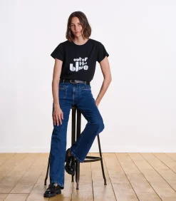La Fée Maraboutée Losjes vallend zwart T-shirt met opschrift in biokatoen met korte mouwen black