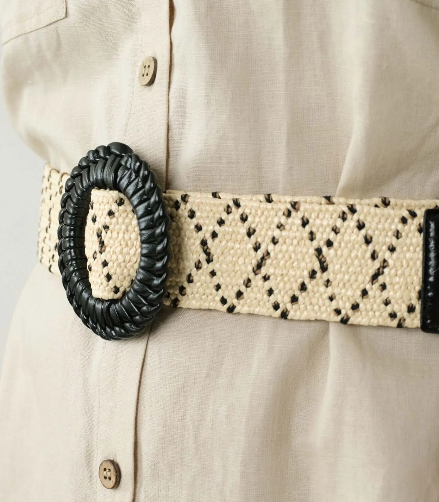 Deeluxe LYSADE - Tweekleurige geometrisch gevlochten riem met decoratieve gesp beige