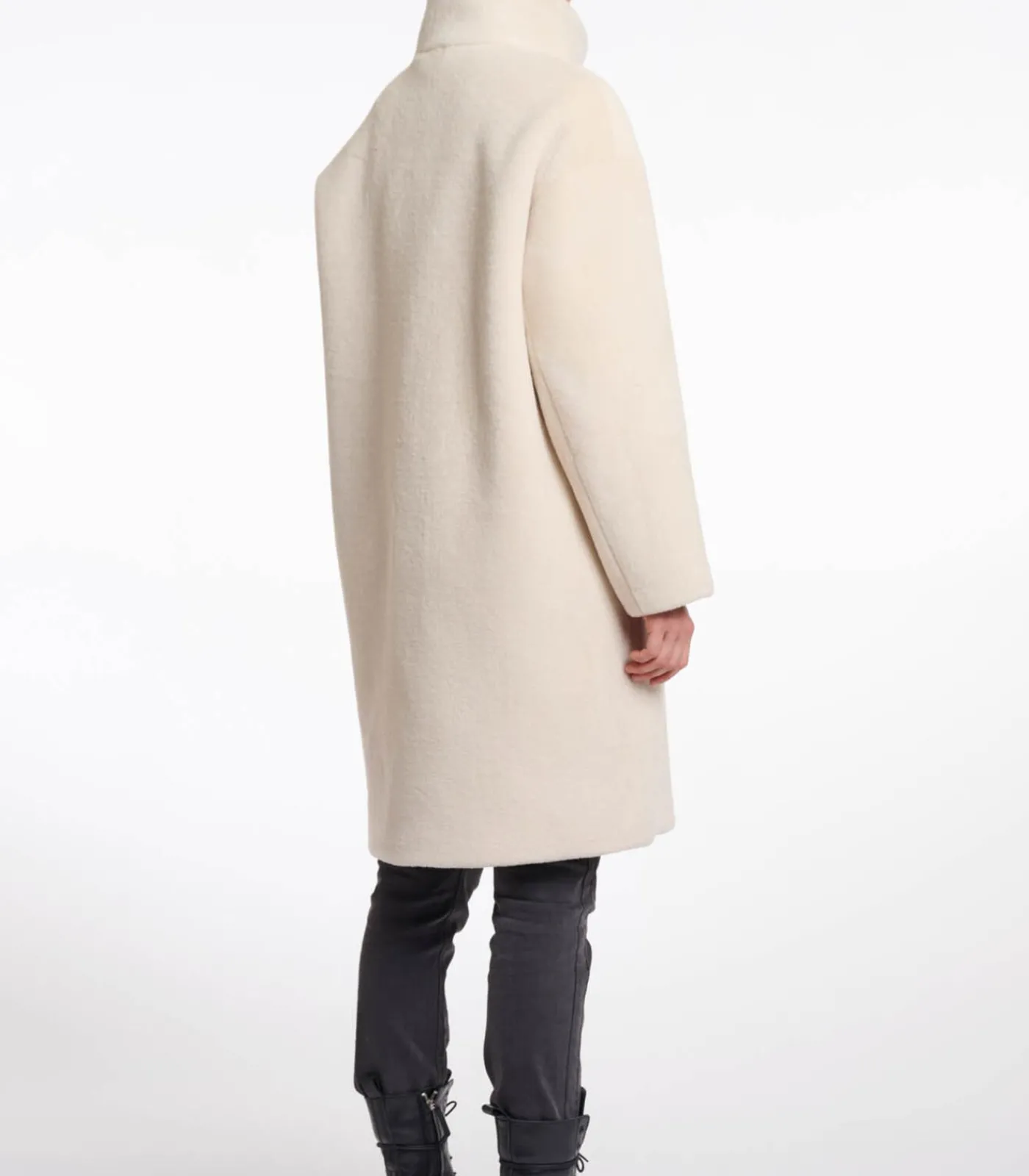 Rino&Pelle Mantel van imitatiebont met hoge kraag Berk 42 ivory Hot