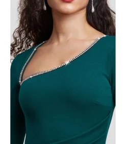 Goddiva Maxi-jurk “Asymmetric Neck Diamante Embellished Maxi Dress” oliveGreen Hot