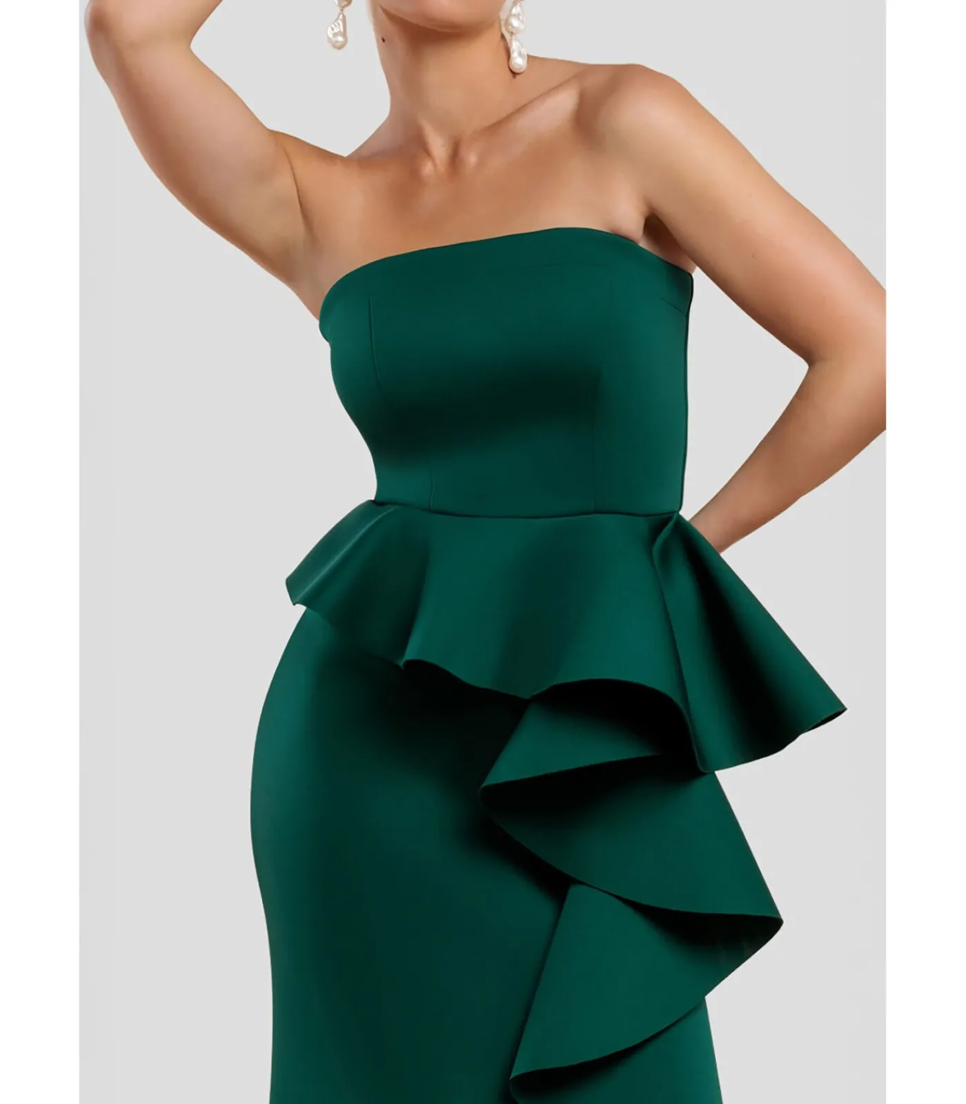 Goddiva Maxi-jurk “Boobtube Peplum Waterfall Frill Maxi Dress” oliveGreen