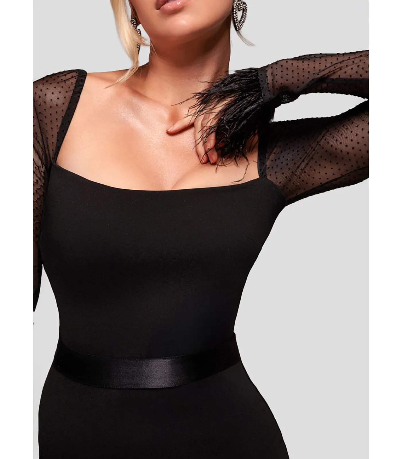 Goddiva Maxi-jurk “Dobby Mesh Feather Sleeve Evening Maxi Dress” black Online