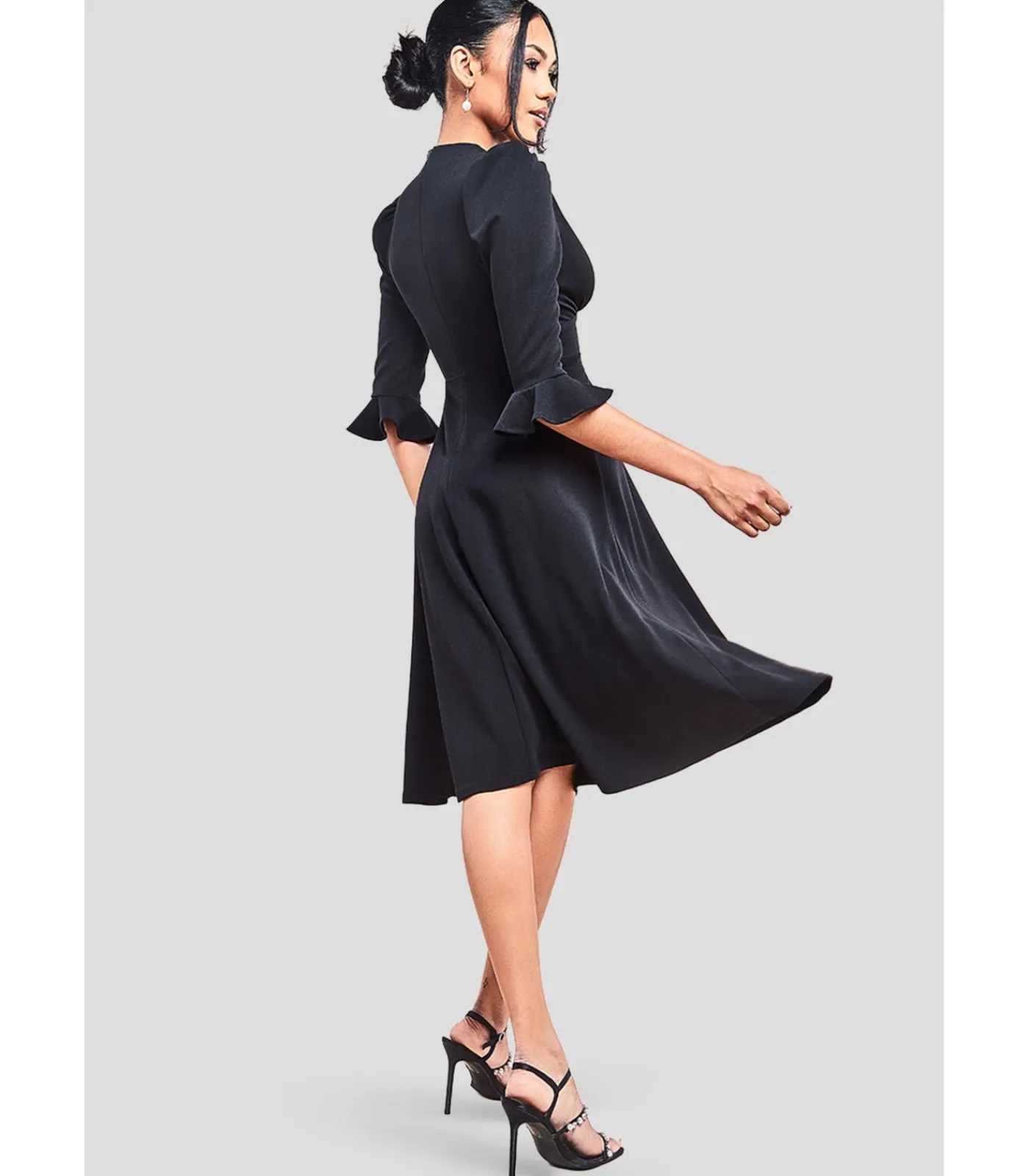 Goddiva Midi-jurk “Flared Sleeve Midi Dress” black
