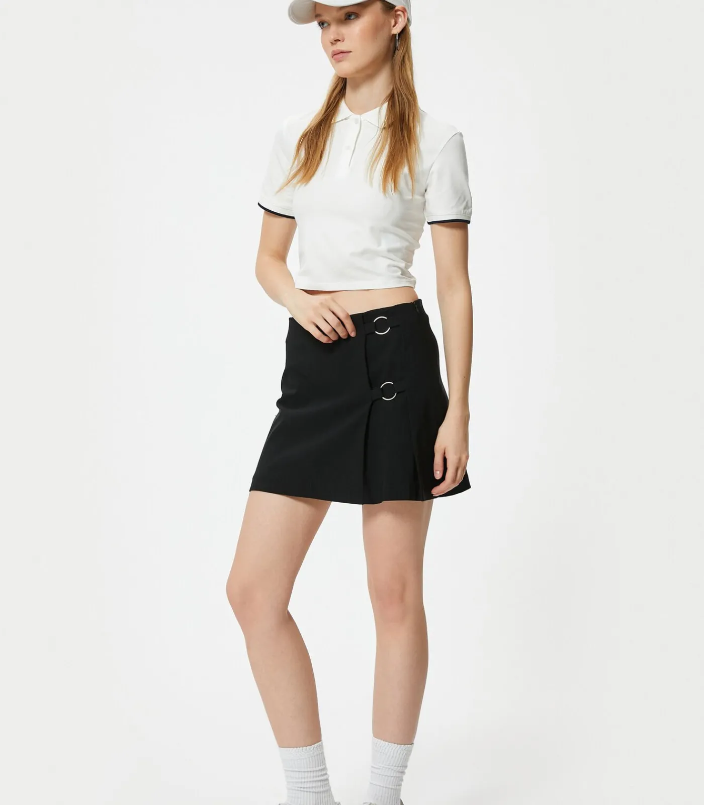 Koton Mini-lengte Normale taille Broekenrots black Online
