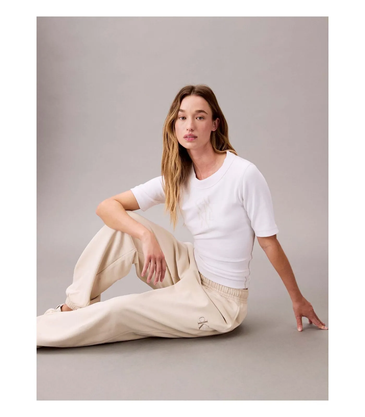 Calvin Klein Jeans Monologo French Terr beige