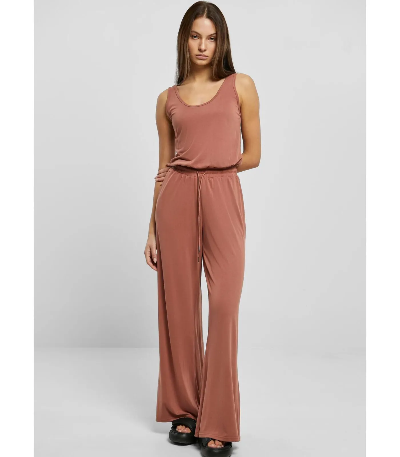 Urban Classics Mouwloze jumpsuit modal grote maten vrouwen red New
