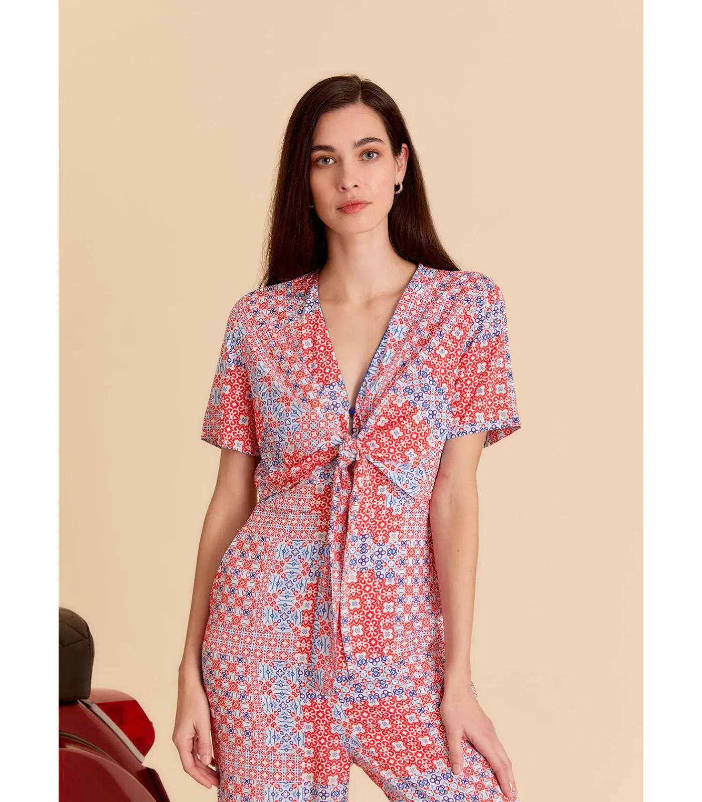J&JOY jumpsuit met strik en korte mouwen multicolor Hot