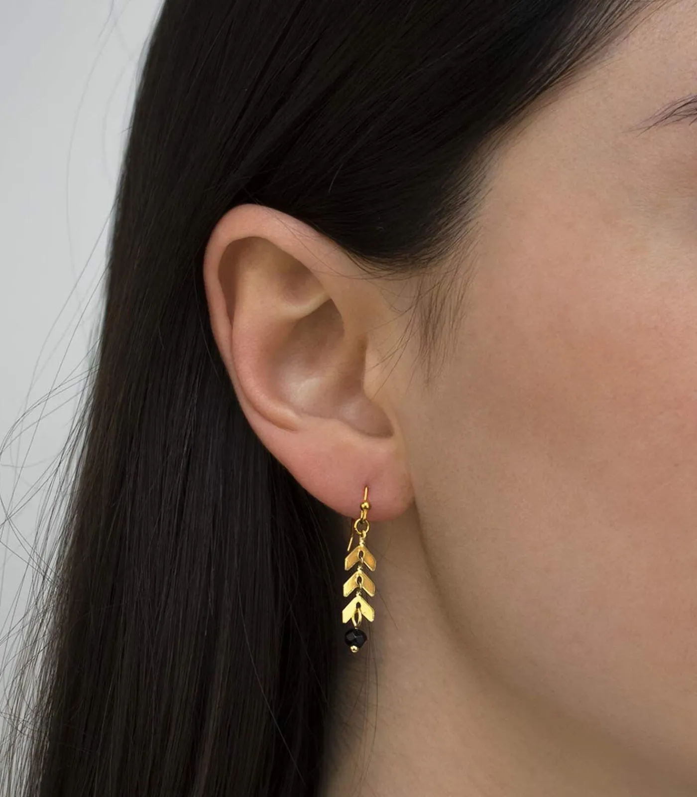 MES BIJOUX Oorbellen "Antia" Zwarte Agaat gold Online