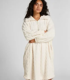 Hunkemöller Poncho van Kabelgebreide Fleece white Online