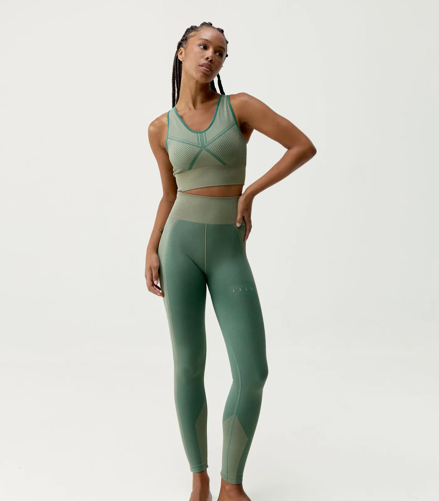 Born Living Yoga Top Buddha darkGreen Clearance