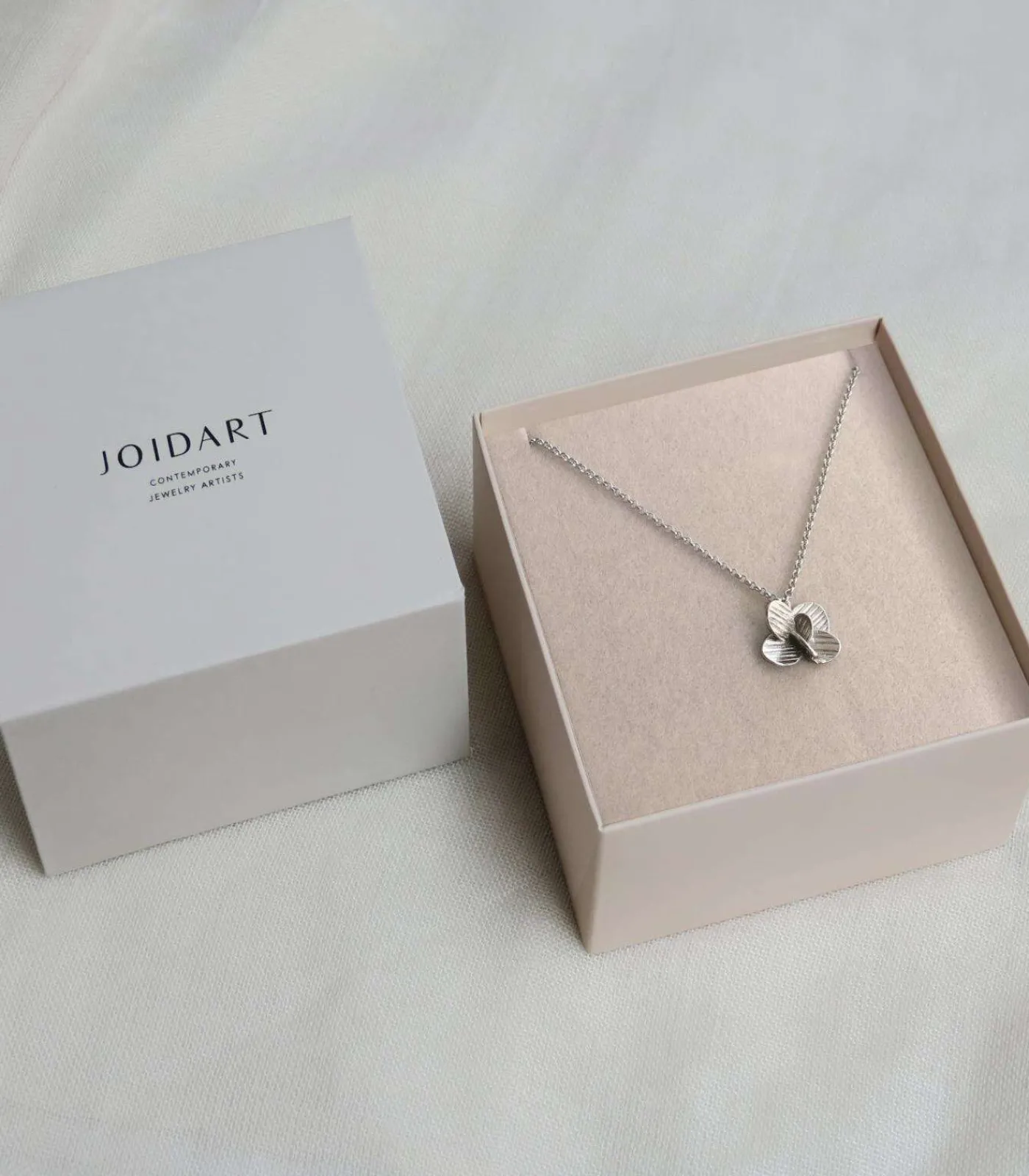 Joidart Zilveren ketting Pampalonia met bloemhanger silver Hot