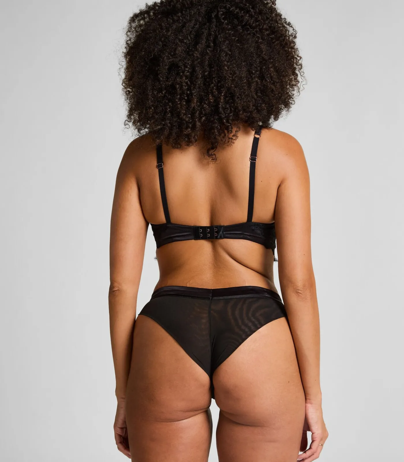 Hunkemöller Zoe Brazilian black Best
